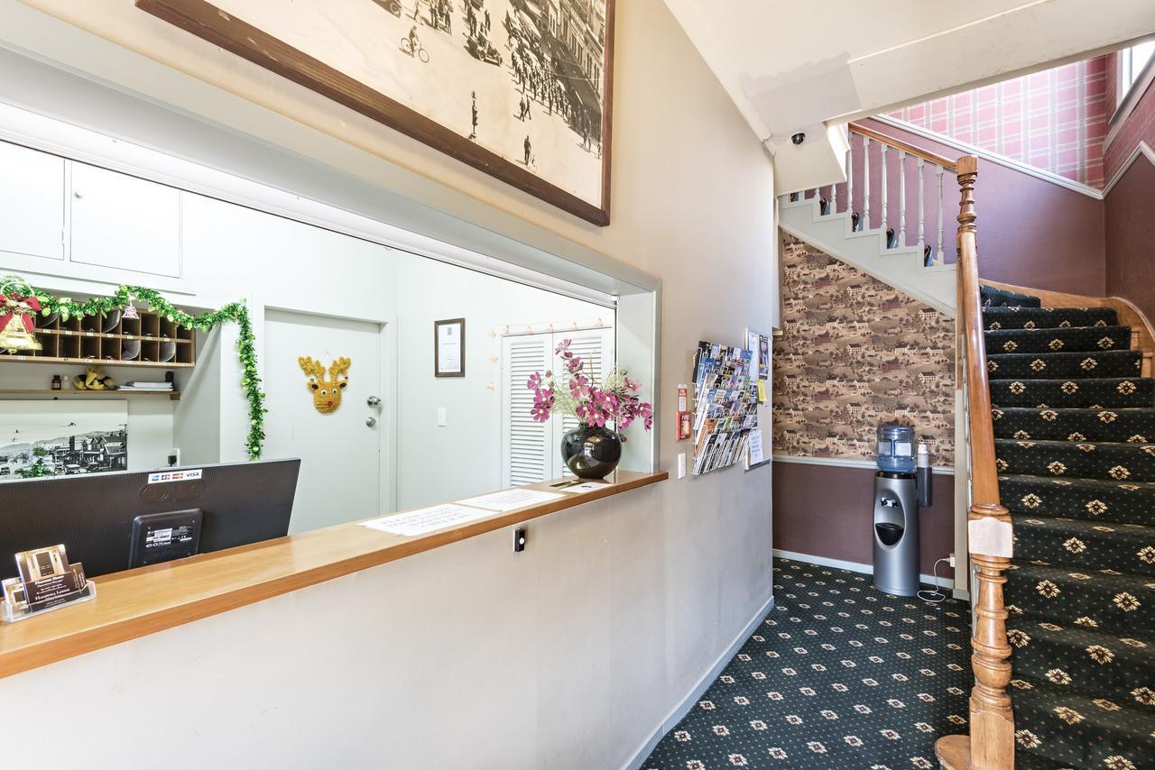 Halswell Lodge Уелингтън Екстериор снимка