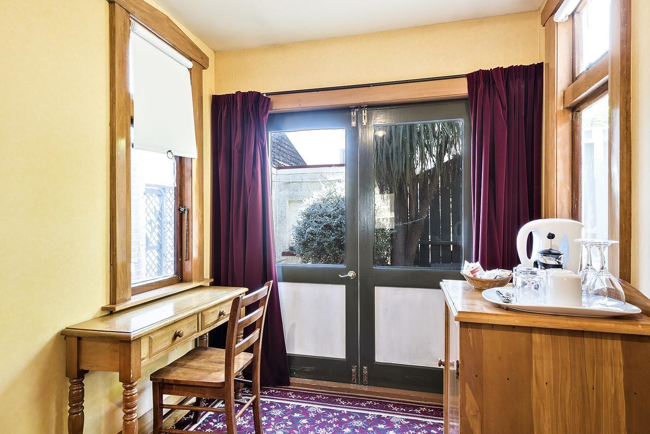 Halswell Lodge Уелингтън Екстериор снимка